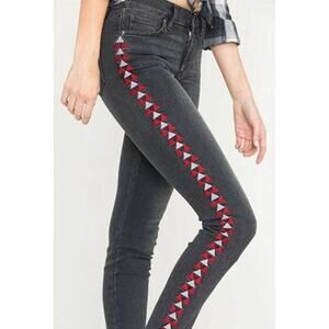 Miss Me Vintage Aztec Southwestern Embroidered Skinny Jeans NWOT sz 26